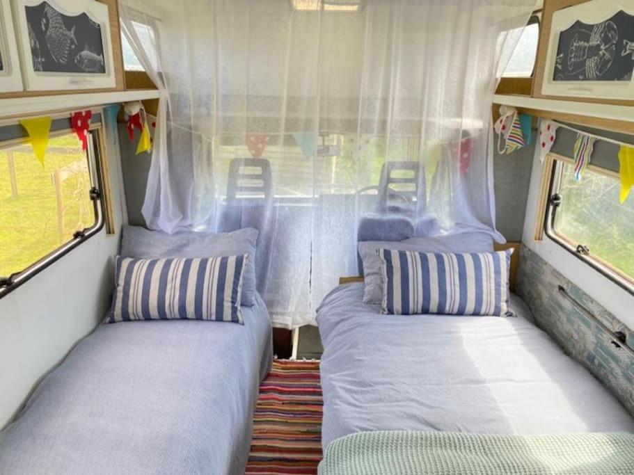 Lily Cosy Campervan With Sea Views & Amazing Sunrises St Ives Eksteriør billede